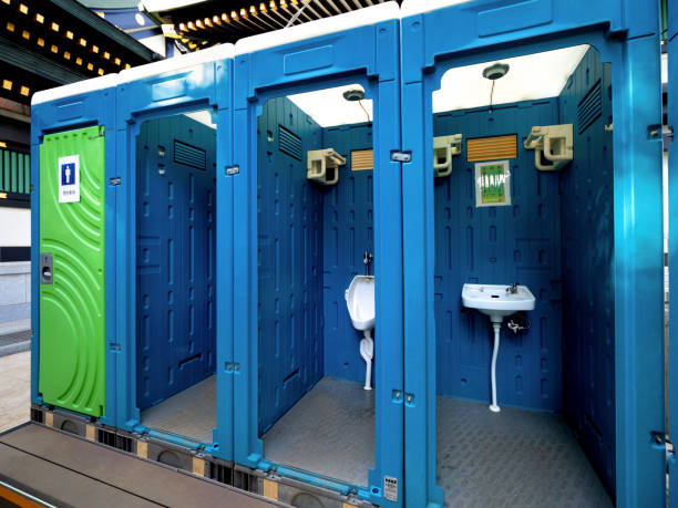Best Portable bathroom rental  in Johnstown, CO