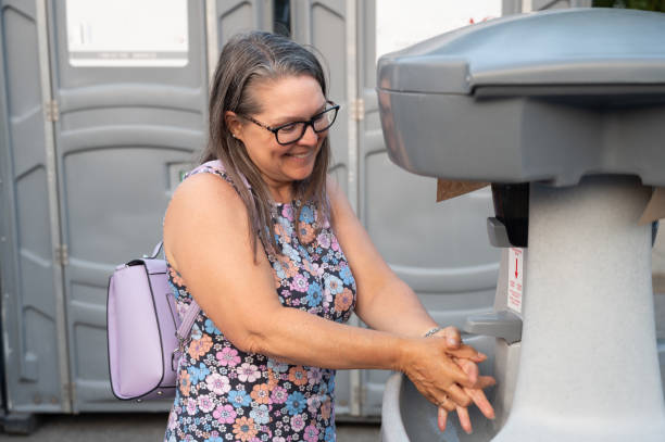Best Affordable portable toilet rental  in Johnstown, CO